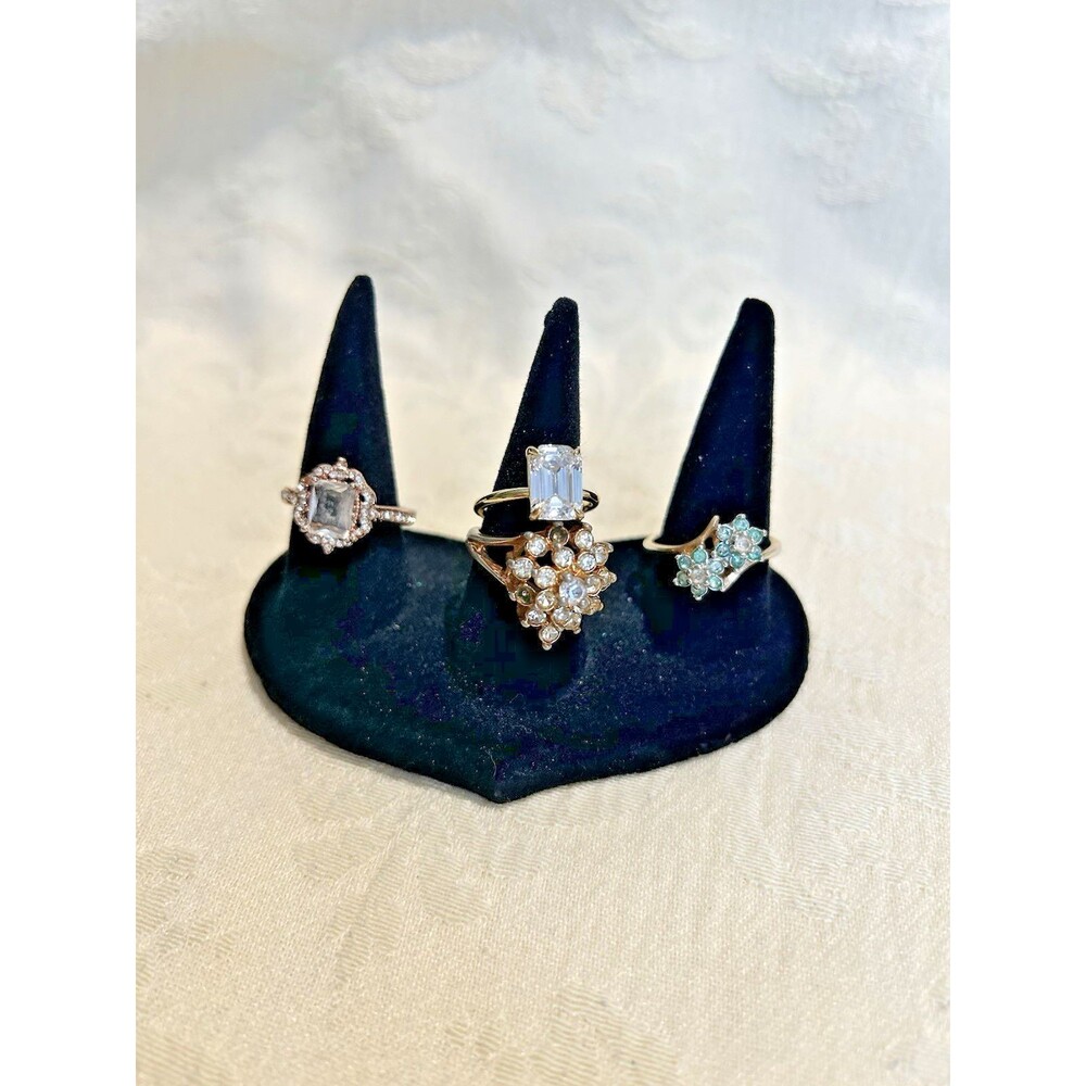 Women’s Mixed Lot 4 Rings. (2)925 Silver w/Gold or Rose Gold, (2)marked 18KHGE